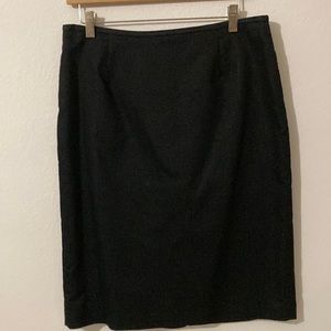 Isabella suits Size 10 black skirt with lining 65%cotton 32%polyester 3%spandex